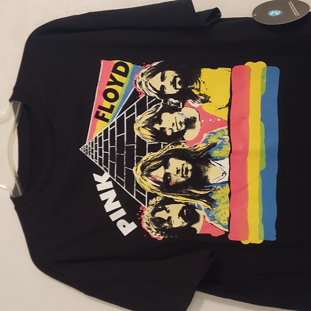 Pink Floyd Black Tee with Colorful Band Graphic